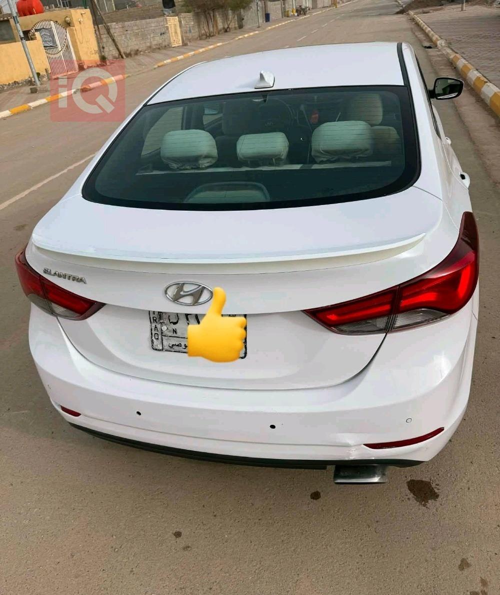 هیۆندای ئەلەنترا